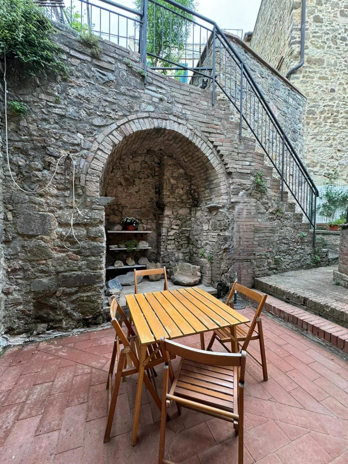 Le Nicchie Villa Montalcino Exterior photo